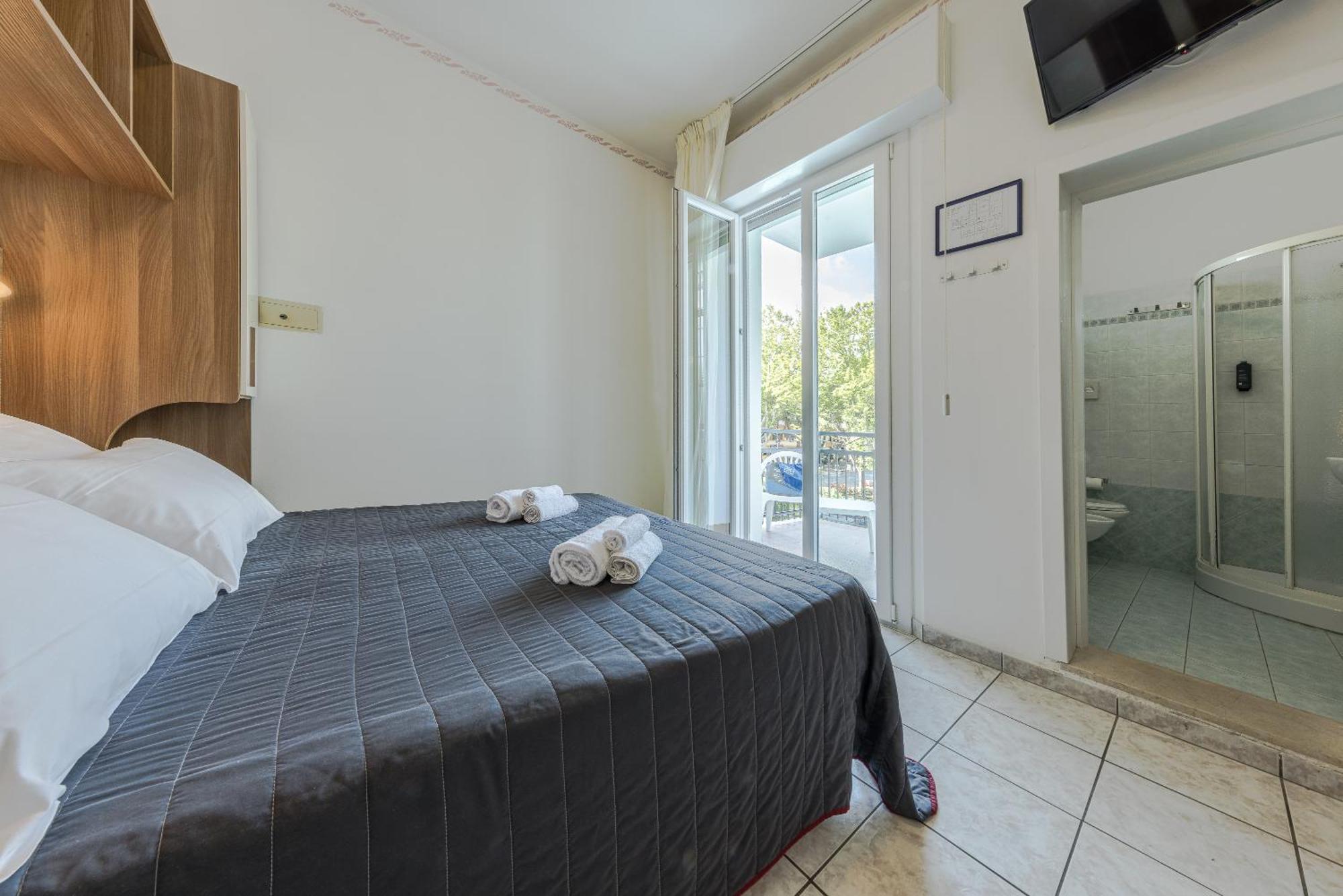 Hotel Stacchini Cesenatico Exterior photo